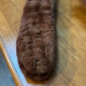 Auburn Mink add on stole with hand stitch backing. No label. Pinch ends.
